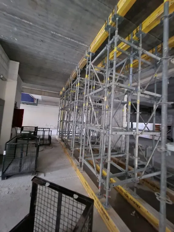 Batiment Sejdo Associates 004