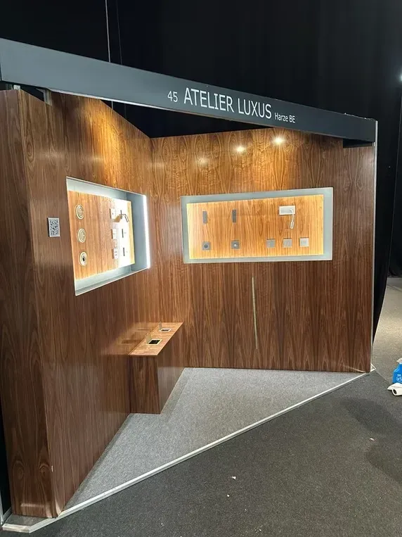 Stand Sejdo Associates (66)